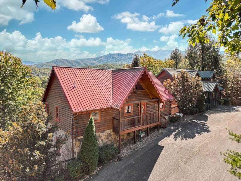 Movie Theater Hot Tub View Mountain Escape Villa Gatlinburg Exterior photo